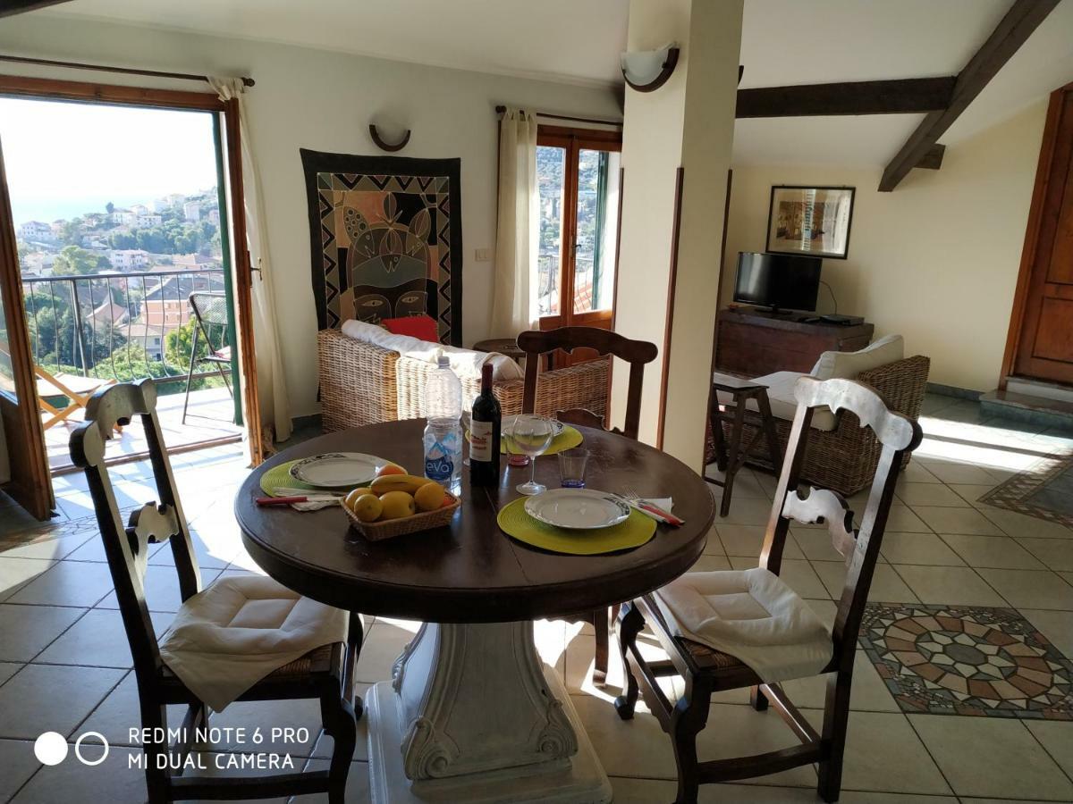 Апартаменты Mansarda Mare Bella Vista Citra Zero Zero Ottanta Trentuno Lt O738 Империя Экстерьер фото