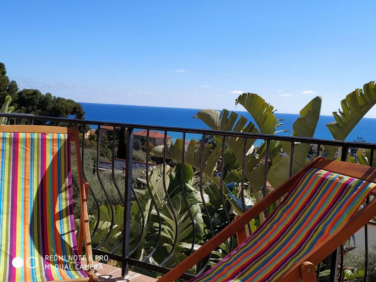 Апартаменты Mansarda Mare Bella Vista Citra Zero Zero Ottanta Trentuno Lt O738 Империя Экстерьер фото